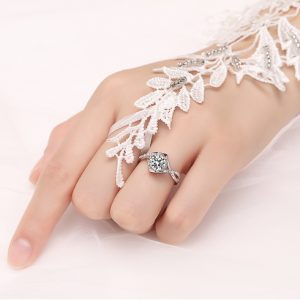 16051740027 326675349